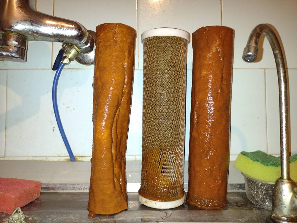 Uložak za filter za vodu pre i posle